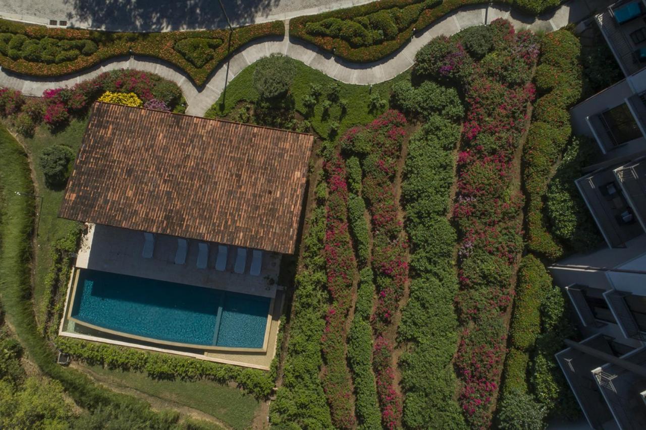 Roble Sabana 105 Luxury Apartment - Reserva Conchal بلايا كونشال المظهر الخارجي الصورة